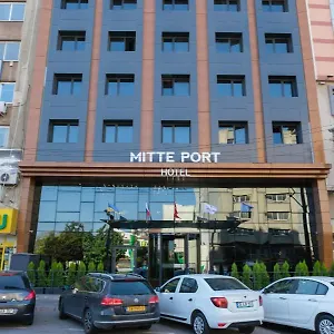 4* فندق Mitte Port