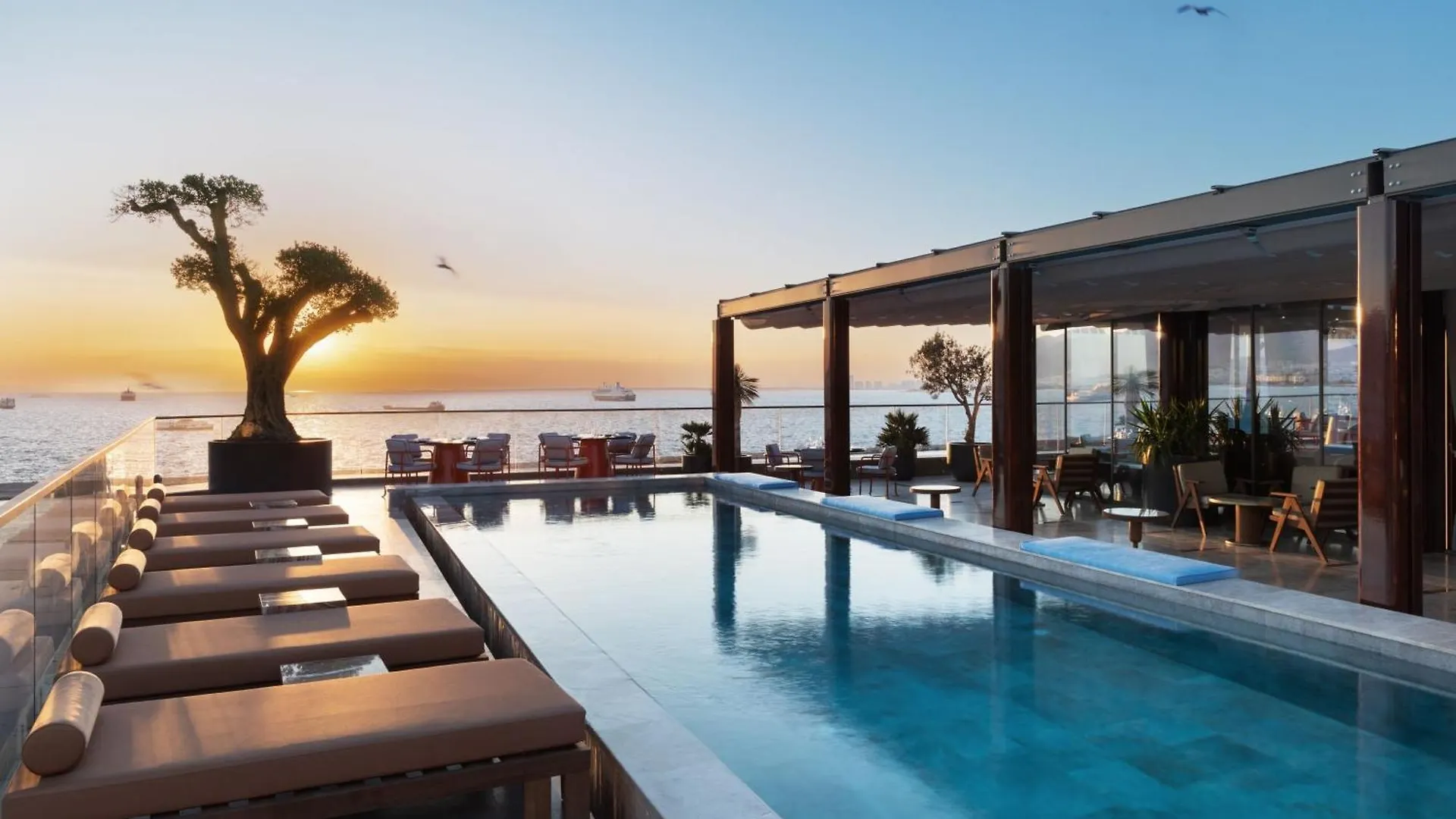 Izmir Marriott Hotel